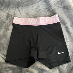 Womens Nike Pros